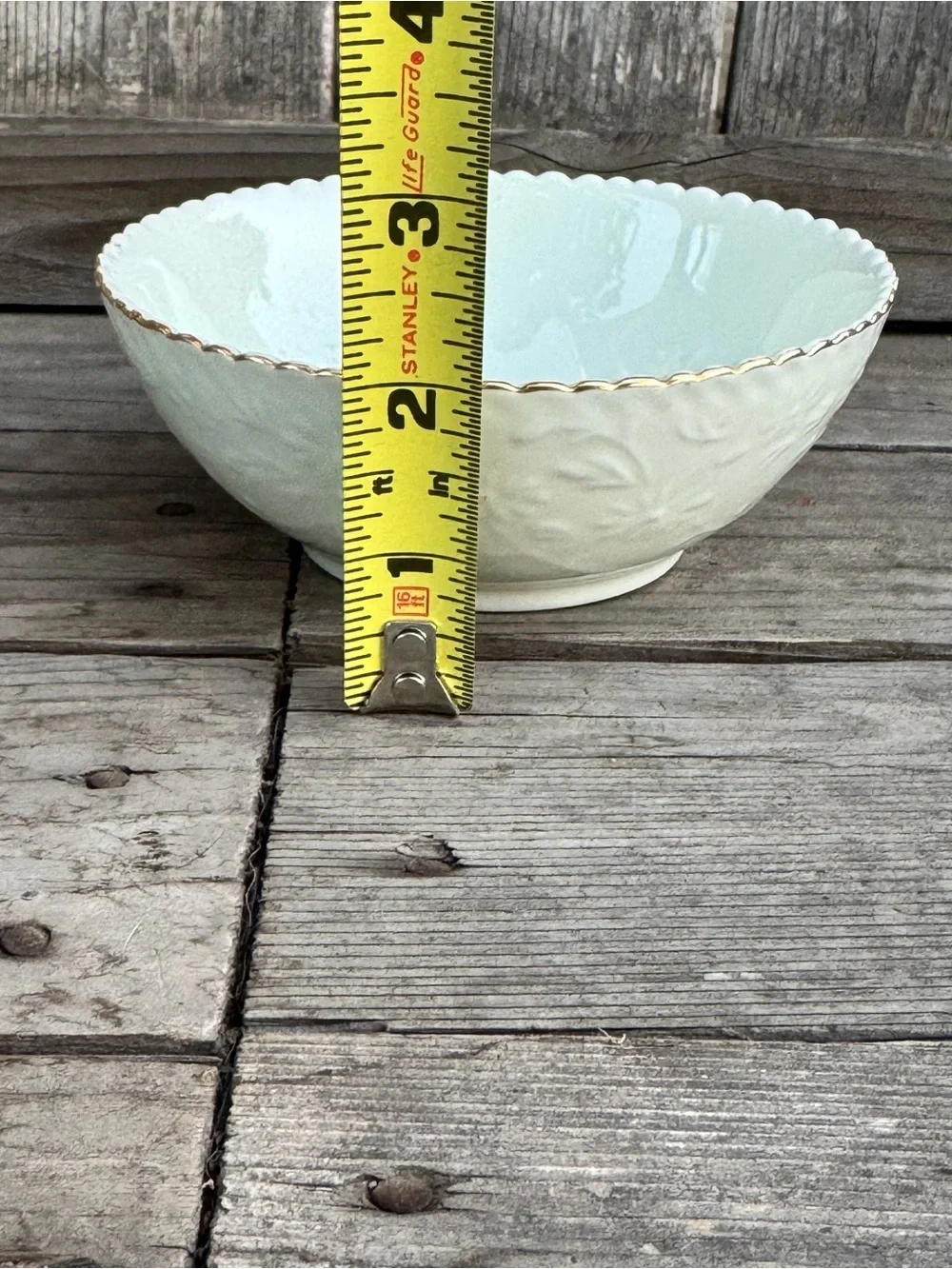 Whitehall Vintage The Crown Classics 5” Ivory Berry Bowl Gold Edge